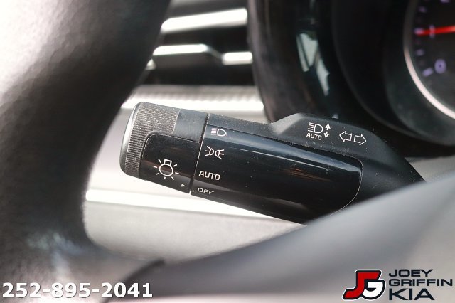 Used 2022 Kia K5 LXS FWD image 24