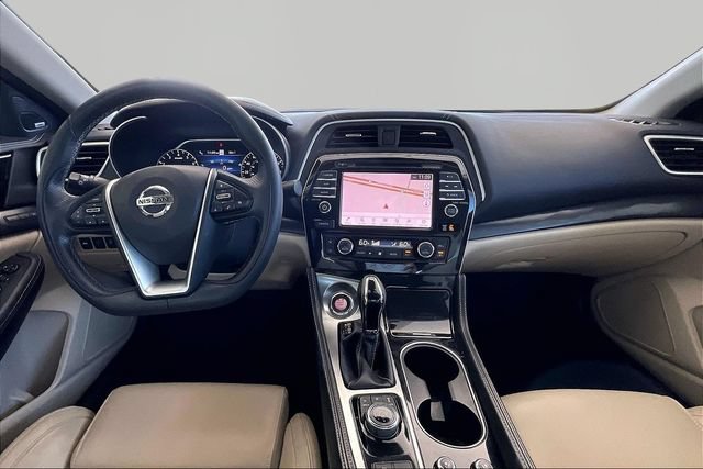Used 2021 Nissan Maxima Platinum w/ Sport Mat Group FWD image 7