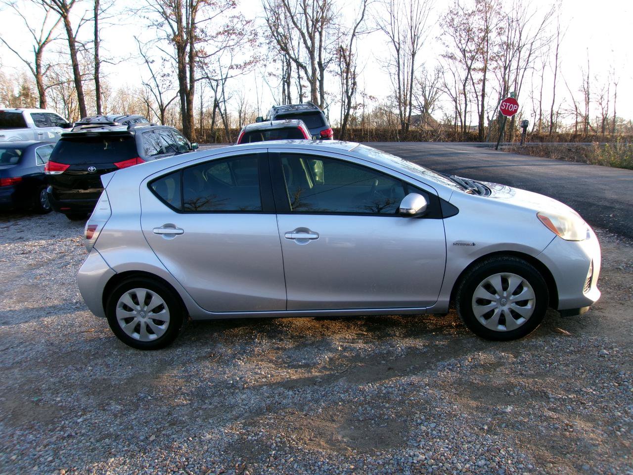 Used 2013 Toyota Prius C Two FWD image 9