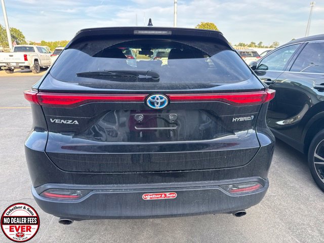 Certified 2021 Toyota Venza LE w/ Carpet Mat Package (TMS) AWD/4WD image 3