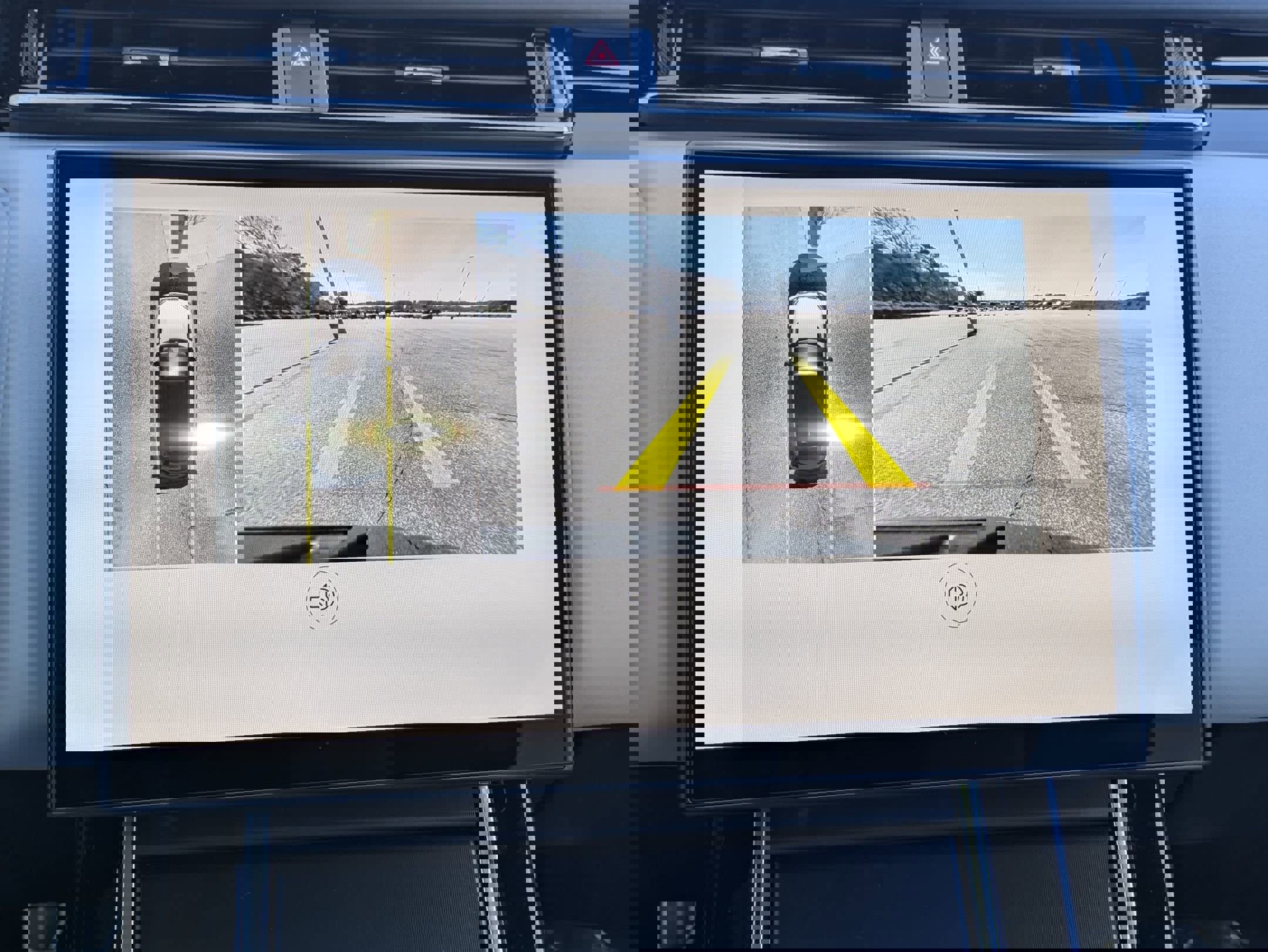 New 2026 Land Rover Range Rover Velar Dynamic SE AWD/4WD image 12