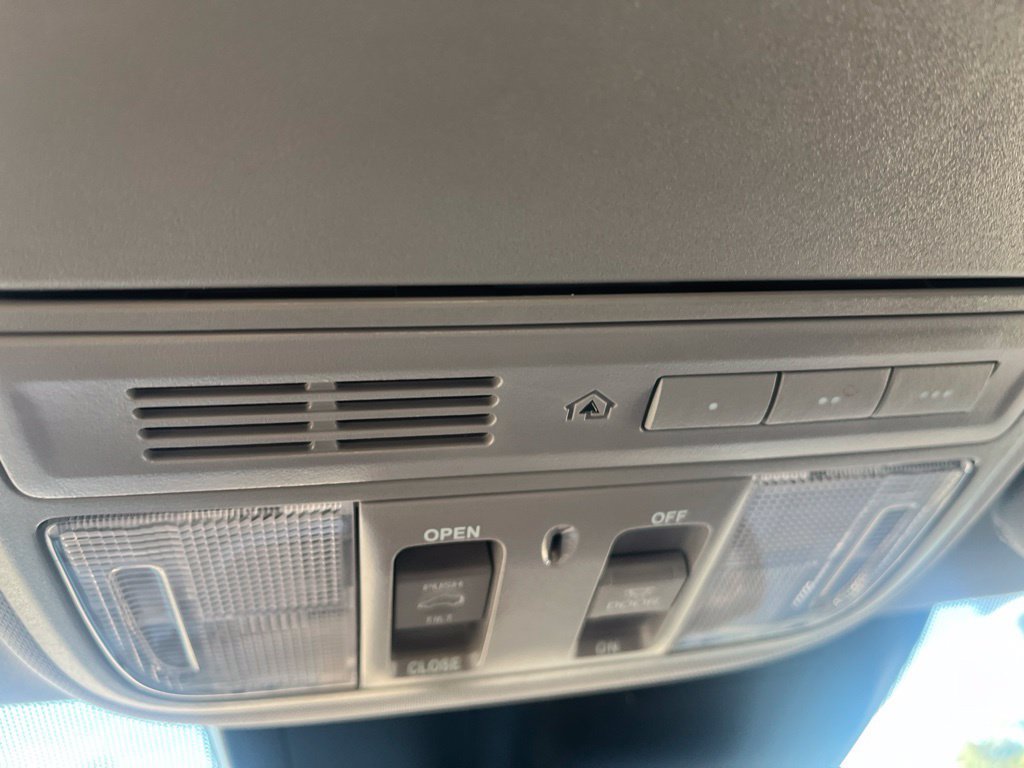 Used 2022 Honda CR-V Touring image 20