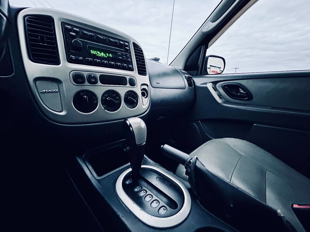 Used 2006 Ford Escape XLT image 15