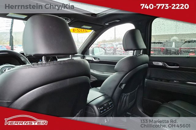 Used 2024 Hyundai Palisade Calligraphy image 25