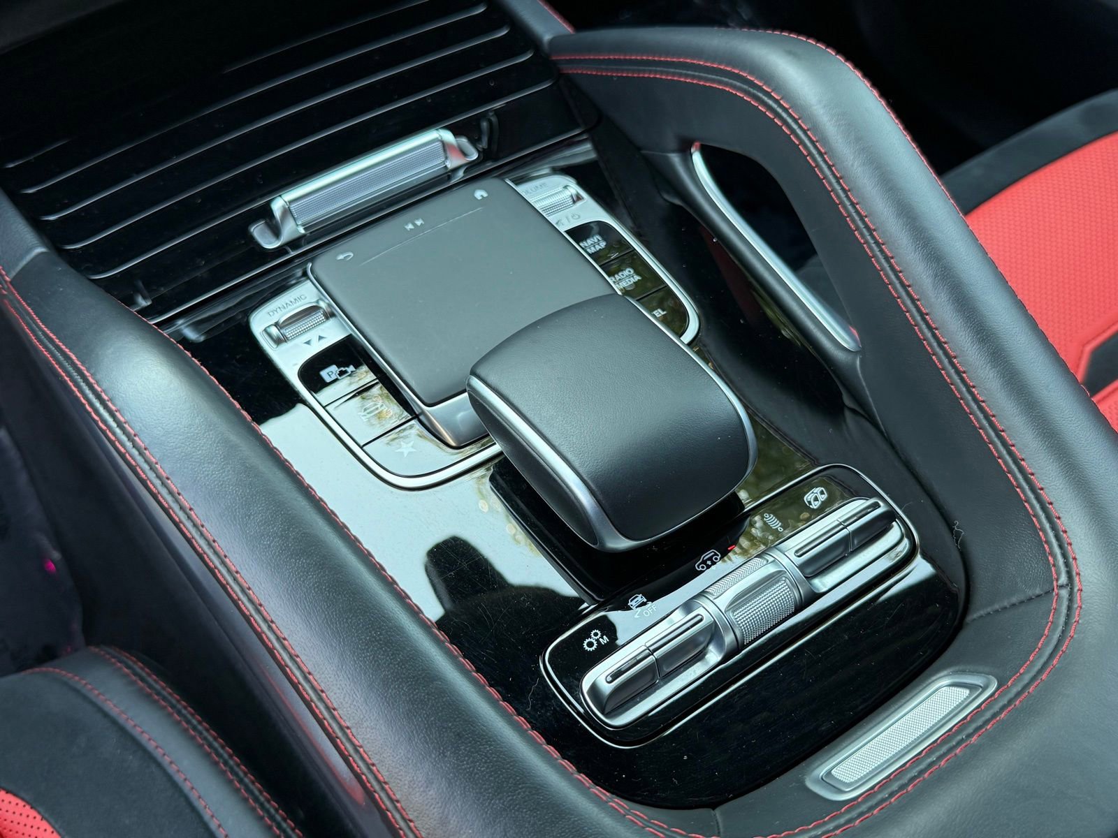 Used 2023 Mercedes-Benz GLE 53 AMG 4MATIC image 28