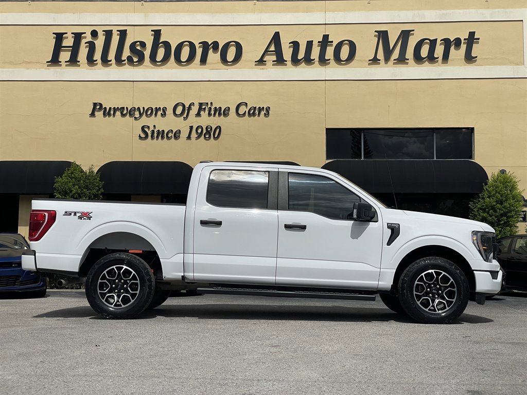 Used 2022 Ford F150 XL w/ STX Appearance Package image 4