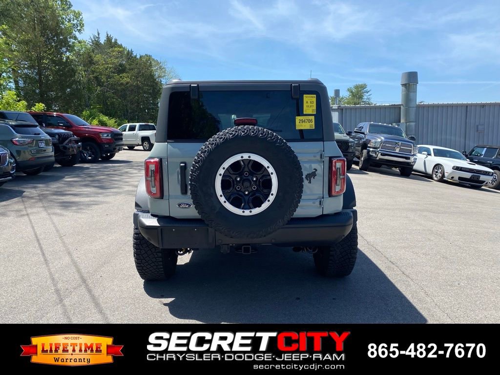 Used 2022 Ford Bronco Badlands image 7