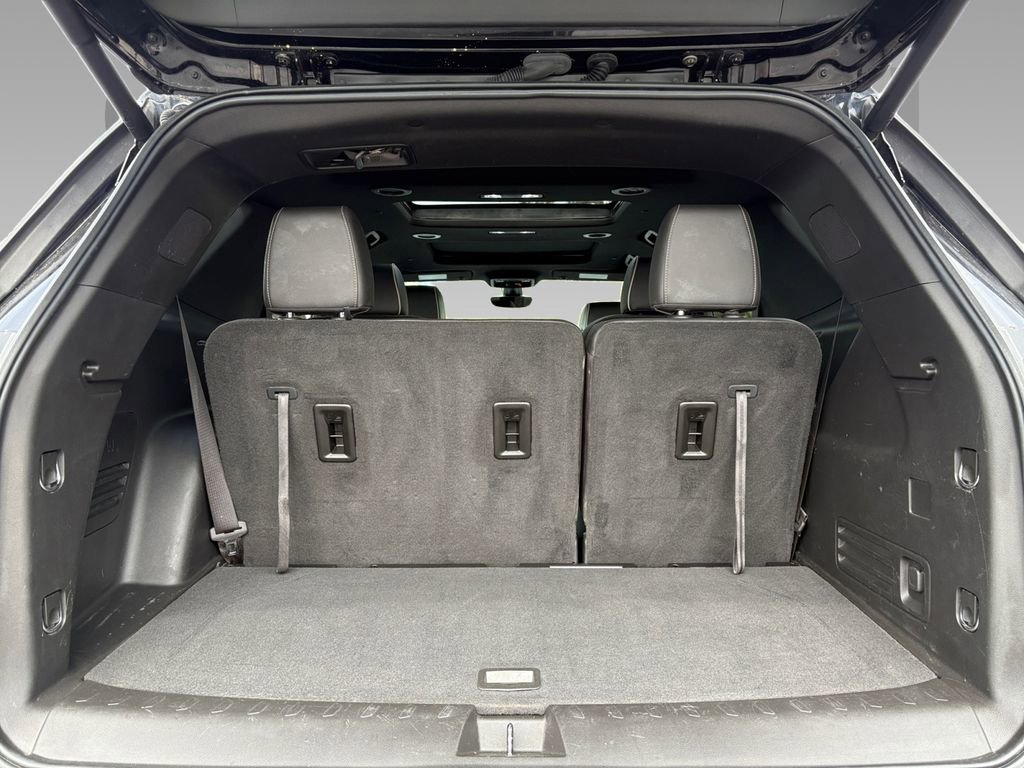 Used 2023 Chevrolet Traverse Premier w/ Redline Edition image 22