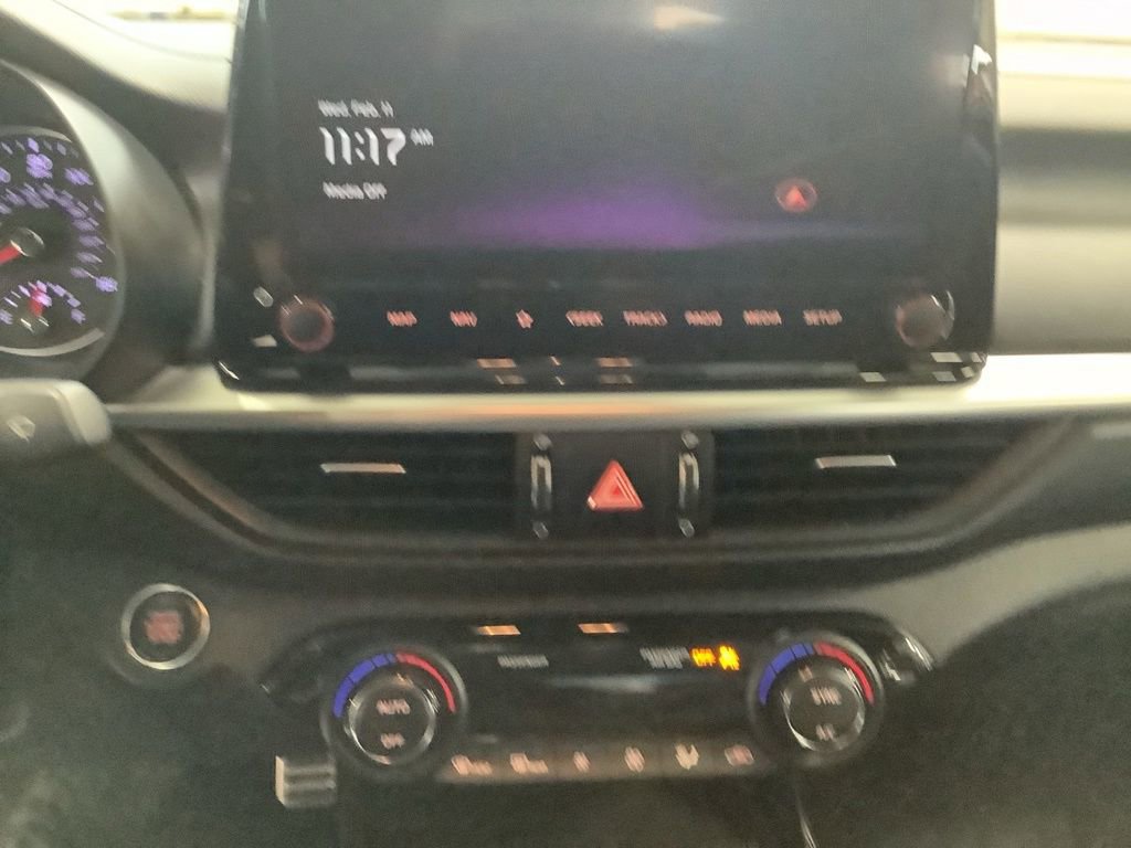 Certified 2023 Kia Forte GT-Line image 17