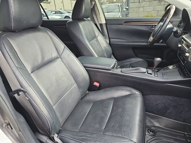 Used 2015 Lexus ES 350 w/ Luxury Package image 10