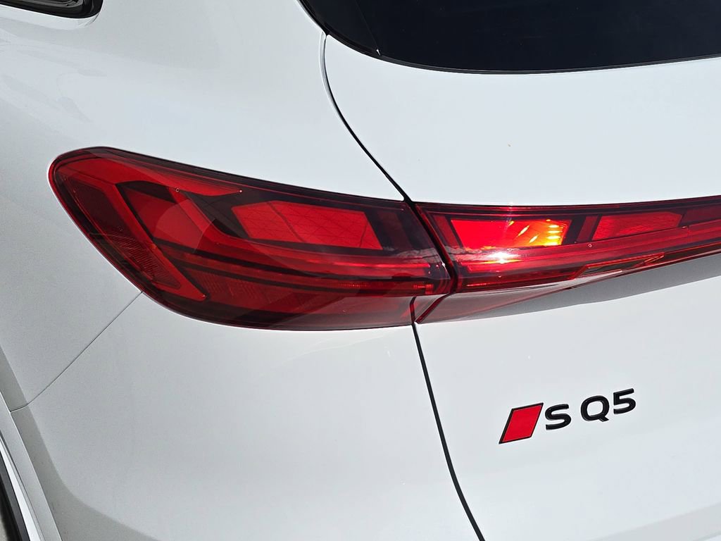 New 2026 Audi SQ5 Prestige image 34