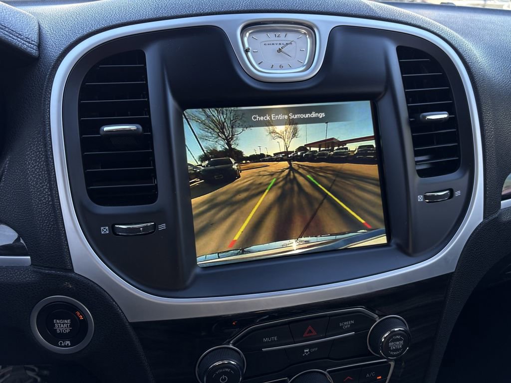 Used 2022 Chrysler 300 Touring image 19