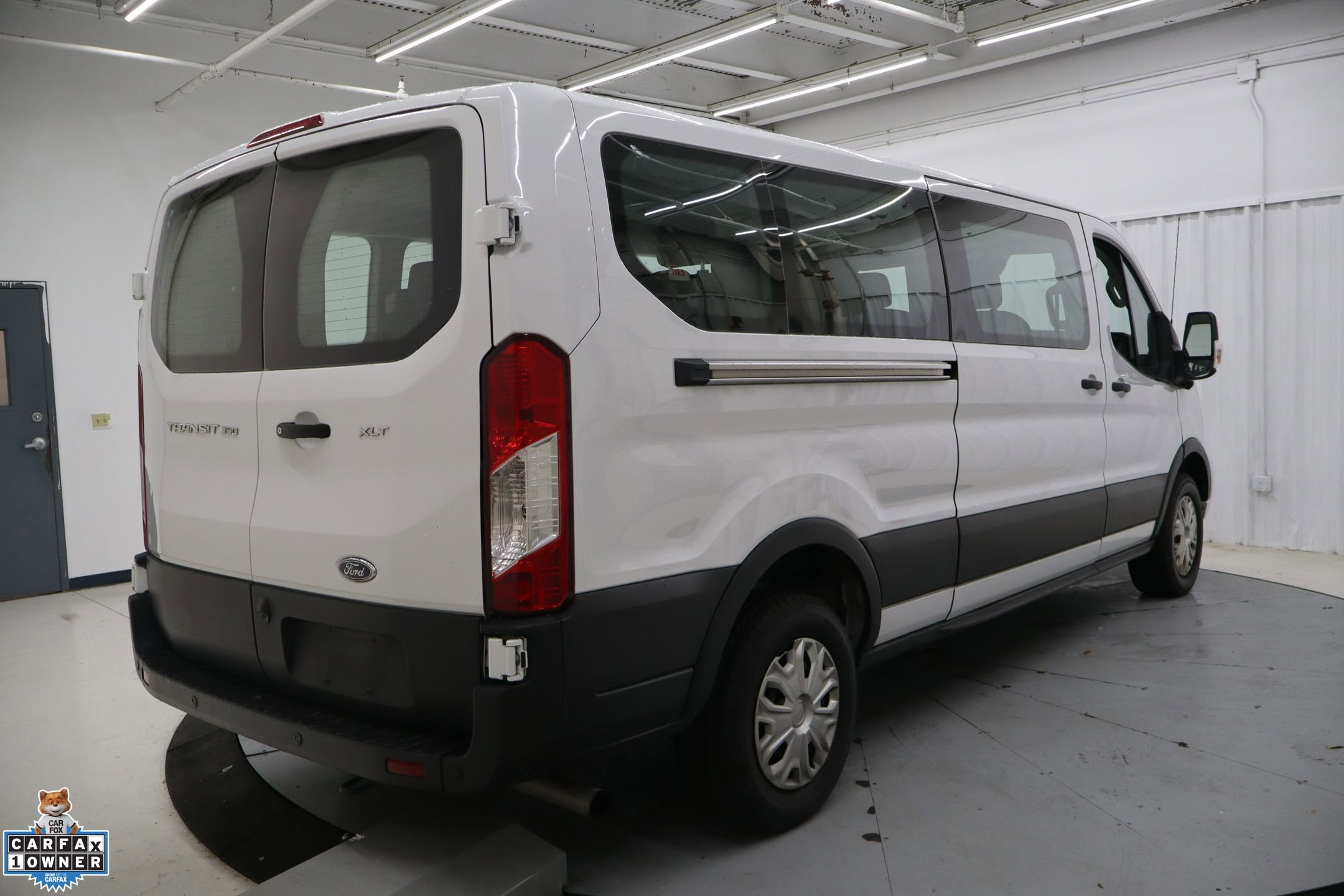 Used 2023 Ford Transit 350 XLT RWD image 2
