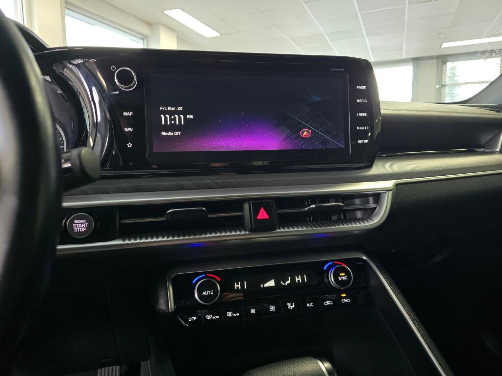 Used 2024 Kia K5 GT-Line w/ GT-Line Premium Package FWD image 28