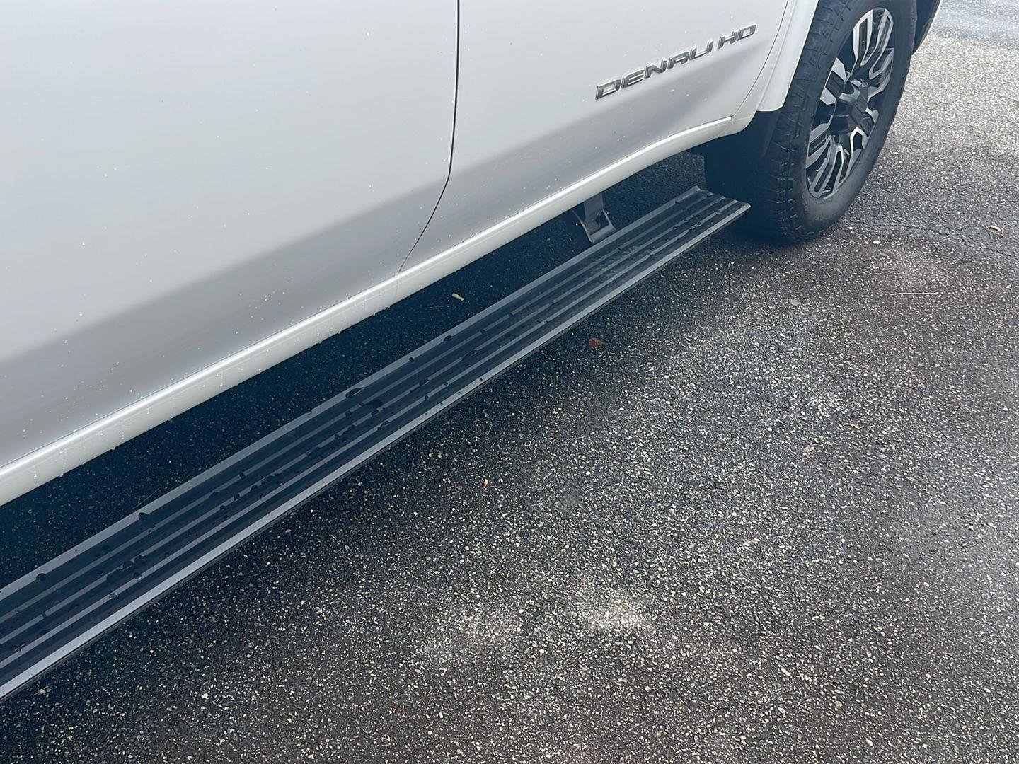 Used 2024 GMC Sierra 3500 Denali Ultimate image 7