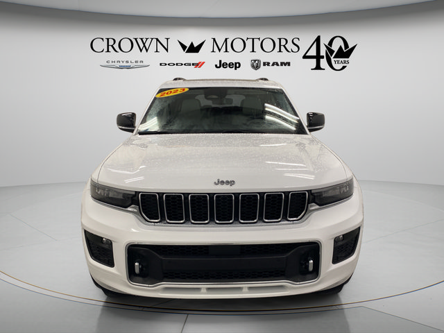 Used 2023 Jeep Grand Cherokee L Overland w/ Luxury Tech Group IV AWD/4WD image 10