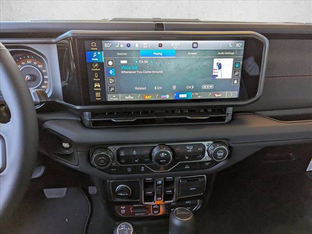 New 2025 Jeep Gladiator Rubicon w/ Convenience Group image 11