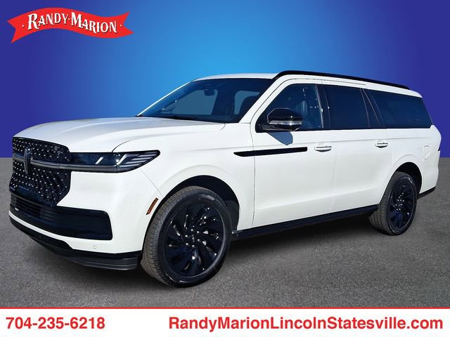 New 2025 Lincoln Navigator L Reserve w/ Jet Appearance Package