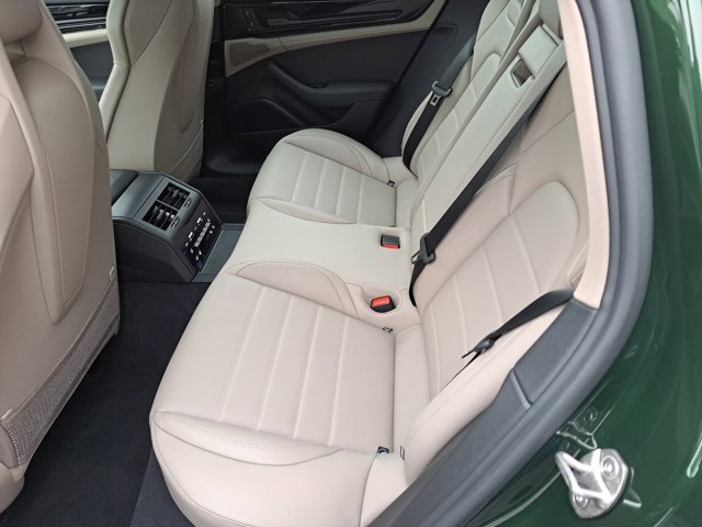 New 2026 Porsche Panamera 4 image 19