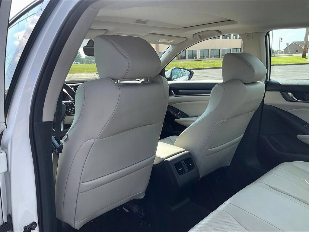 Certified 2018 Honda Accord Touring image 26
