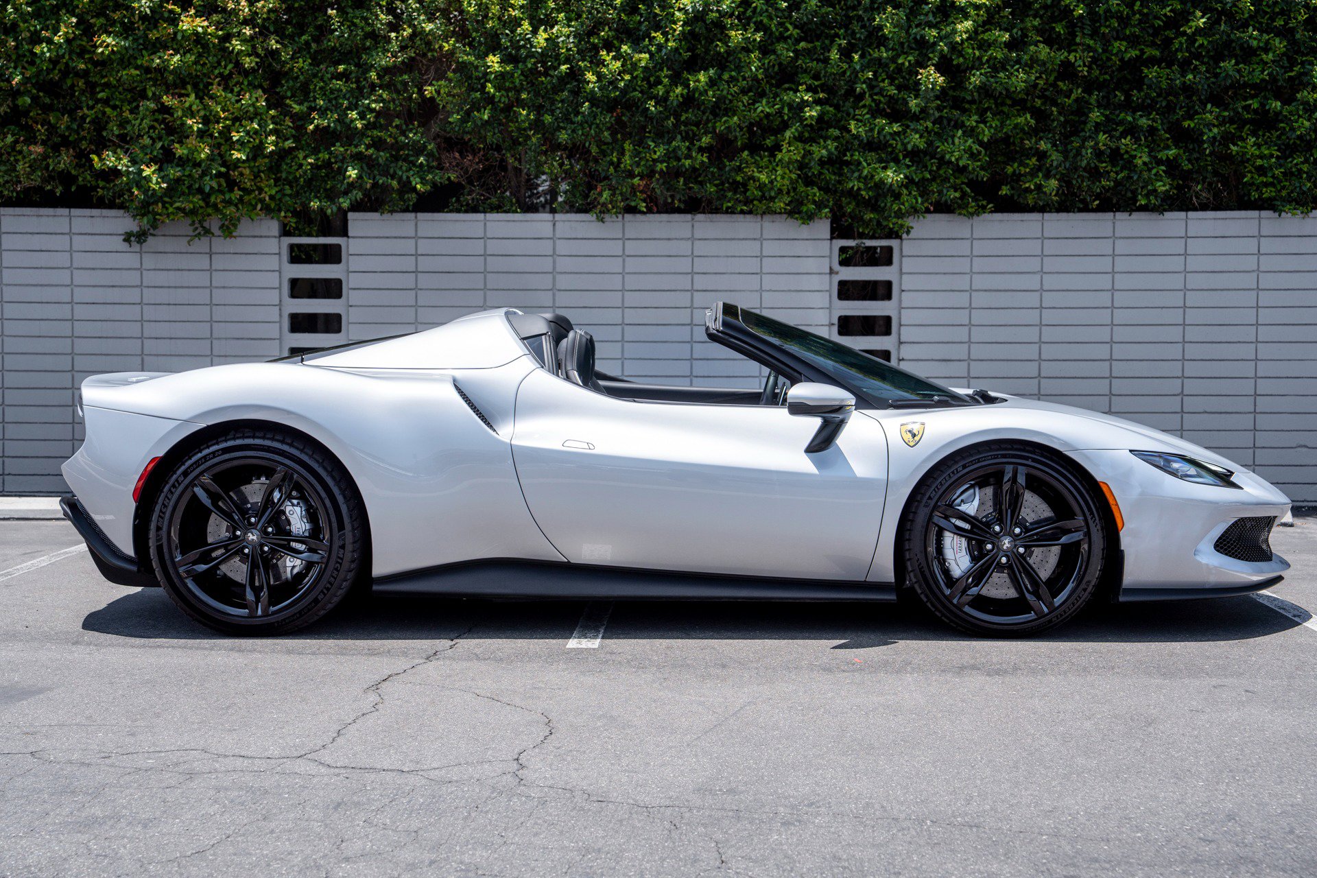 Used 2024 Ferrari 296 GTS image 13