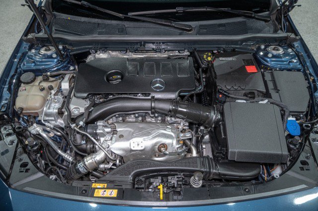 Used 2022 Mercedes-Benz CLA 250 4MATIC image 23