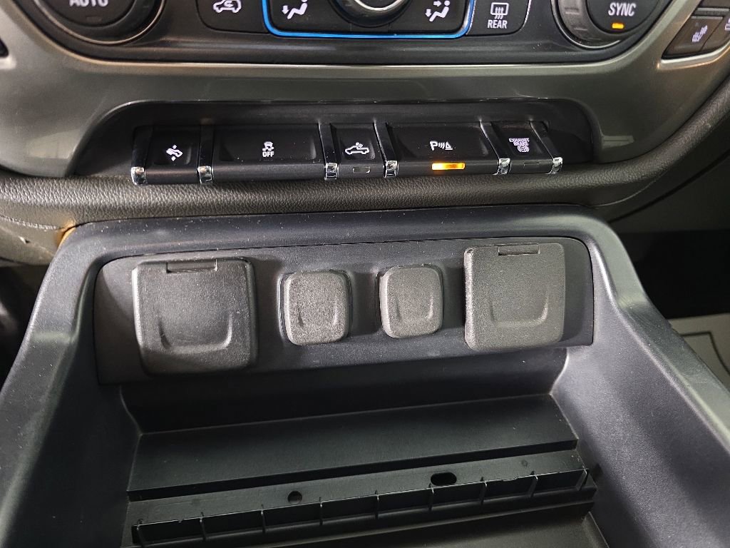 Used 2018 Chevrolet Silverado 2500 LTZ w/ Duramax Plus Package AWD/4WD image 21