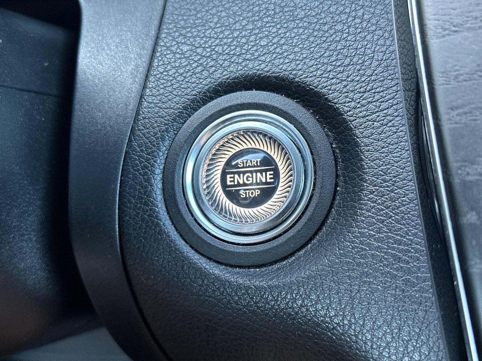 Used 2019 Mercedes-Benz C 300 Cabriolet image 20