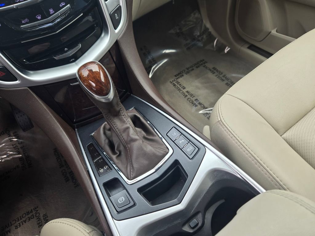 Used 2016 Cadillac SRX Luxury w/ Driver Awareness Package AWD/4WD image 15