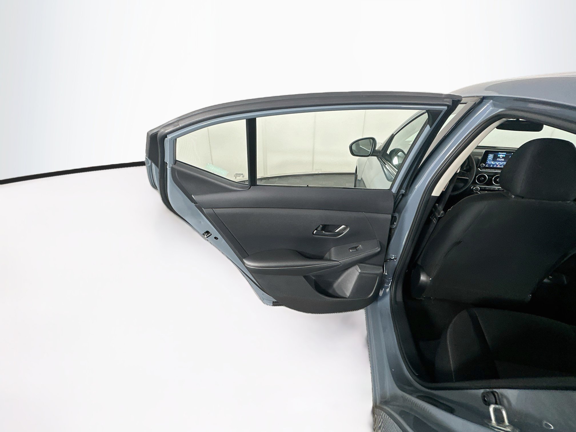 Used 2025 Nissan Sentra SV w/ Trunk Package FWD image 25