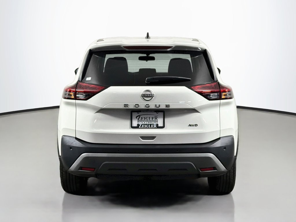Used 2023 Nissan Rogue S AWD/4WD image 6