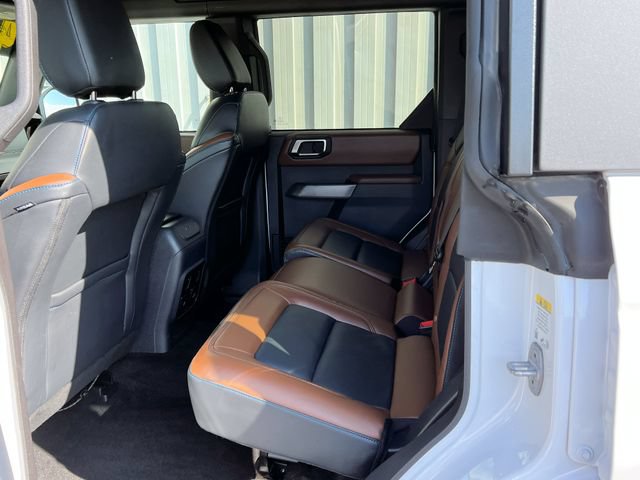 Used 2023 Ford Bronco Outer Banks AWD/4WD image 12