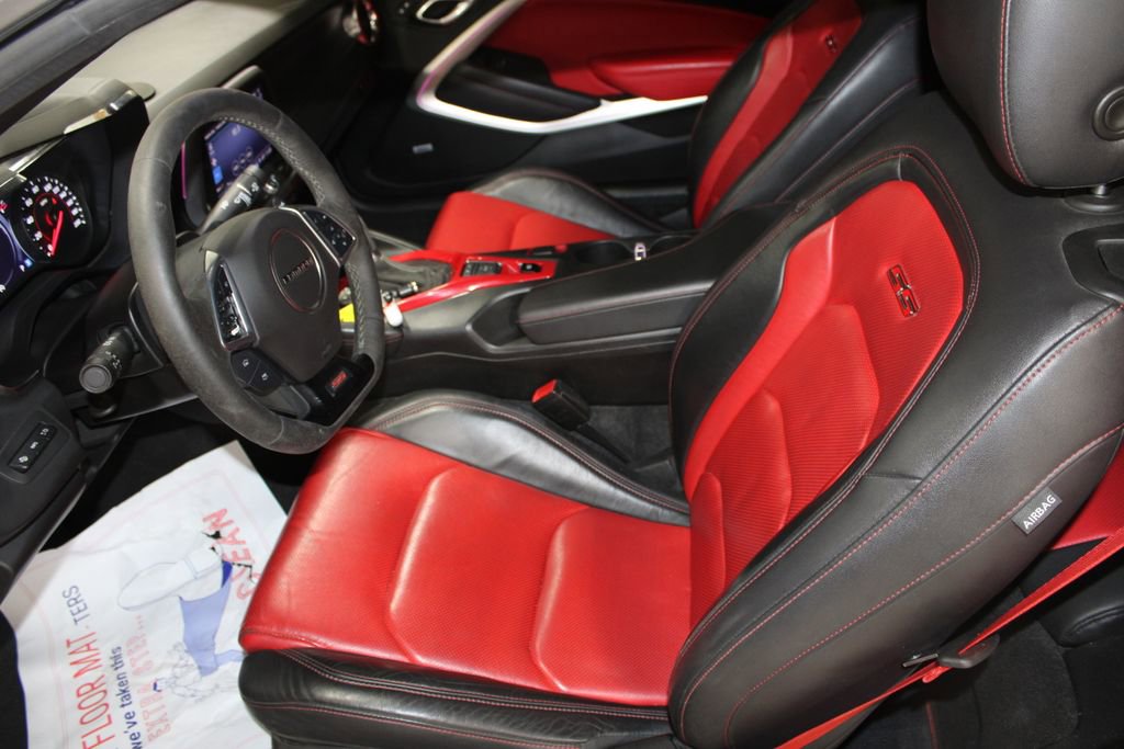 Used 2021 Chevrolet Camaro SS RWD image 16