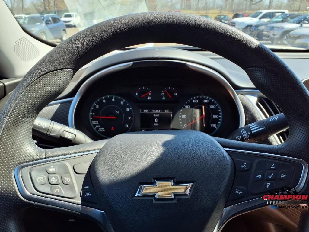 Used 2025 Chevrolet Malibu LS w/ Driver Confidence Package image 25