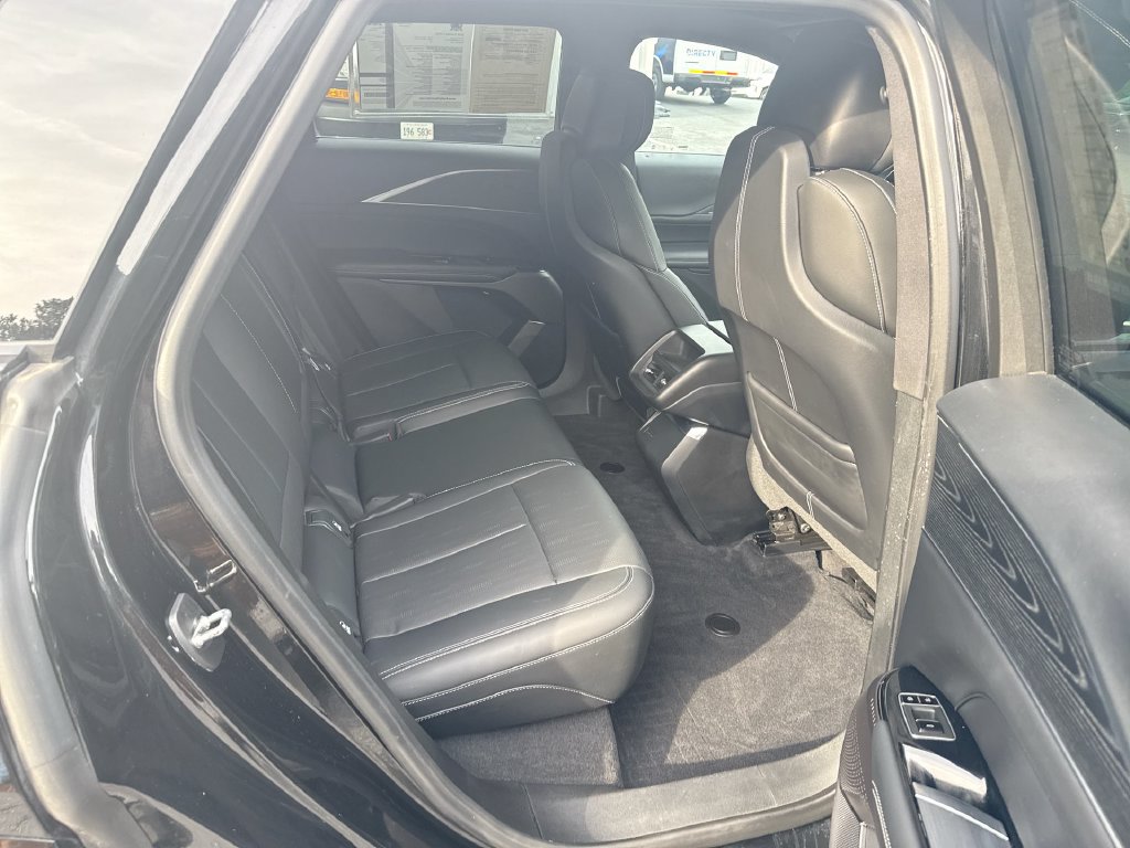 Used 2024 Cadillac Lyriq Luxury RWD image 29