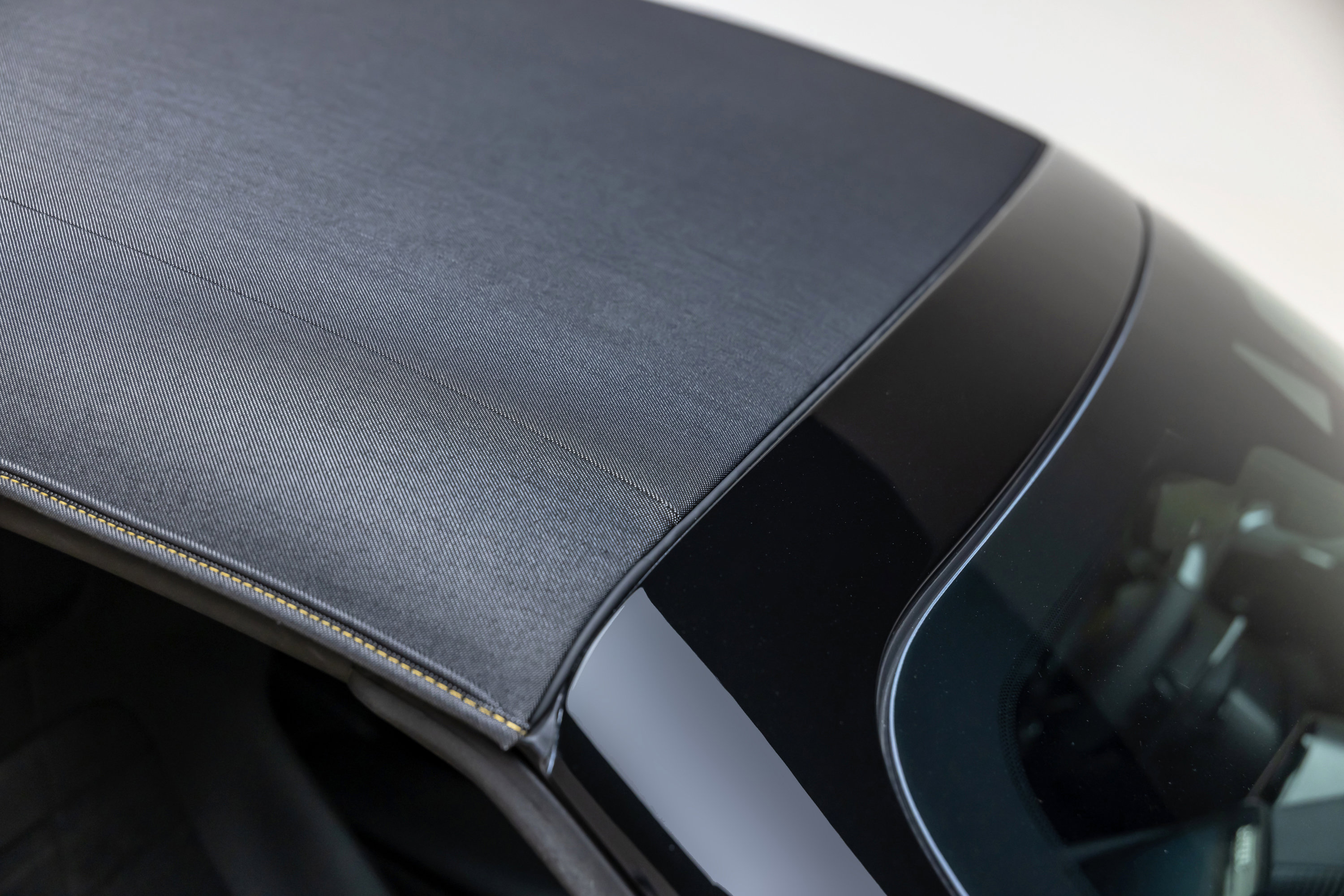 Certified 2025 Ferrari Roma Spider image 85