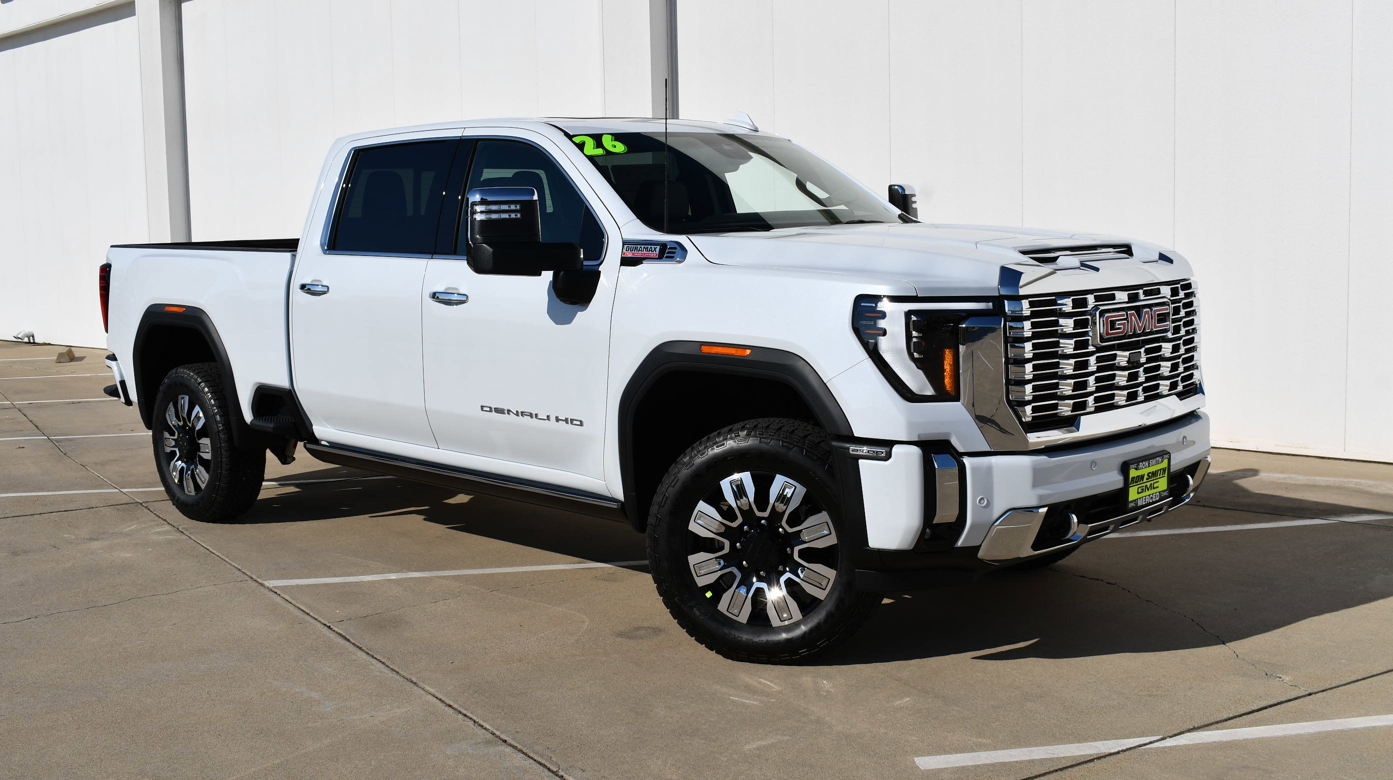 New 2026 GMC Sierra 2500 Denali w/ Denali Reserve Package image 2