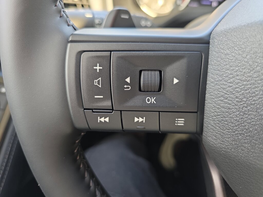 New 2026 Nissan Rogue SV image 10