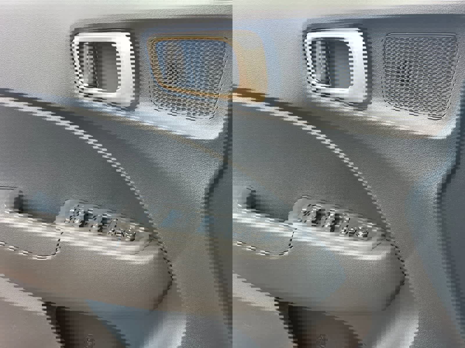 New 2026 Hyundai Venue SE image 12