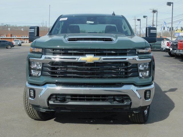 New 2026 Chevrolet Silverado 2500 LT image 3