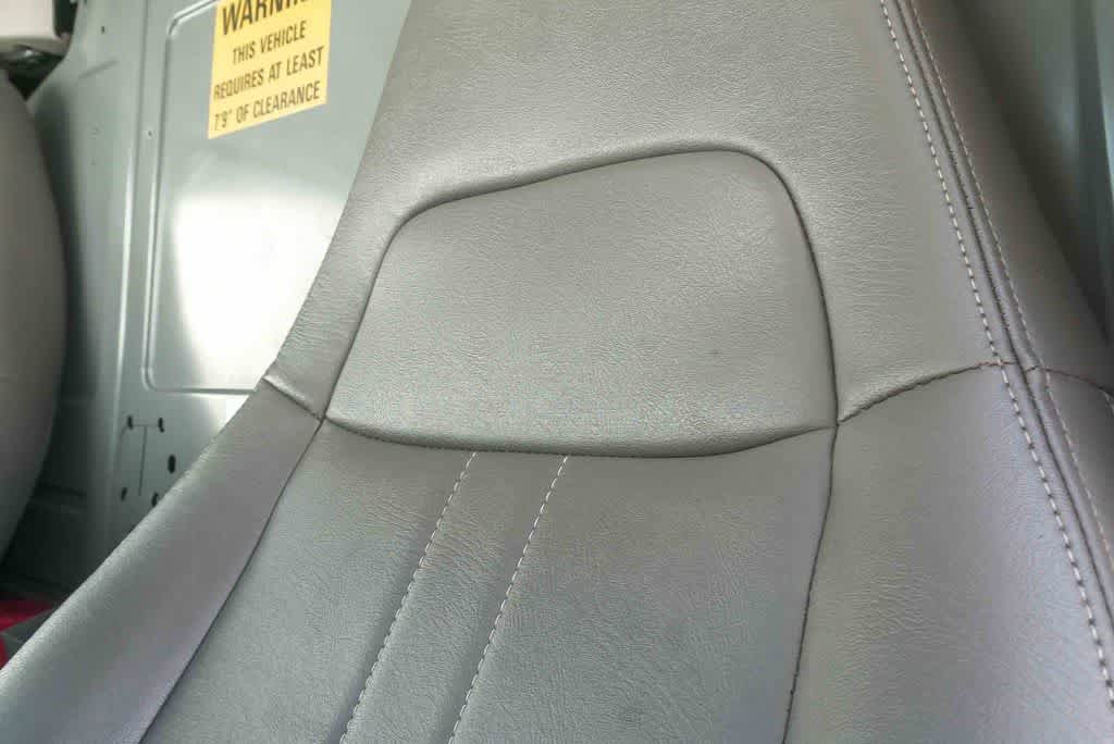 Used 2018 Chevrolet Express 2500 w/ Driver Convenience Package image 18