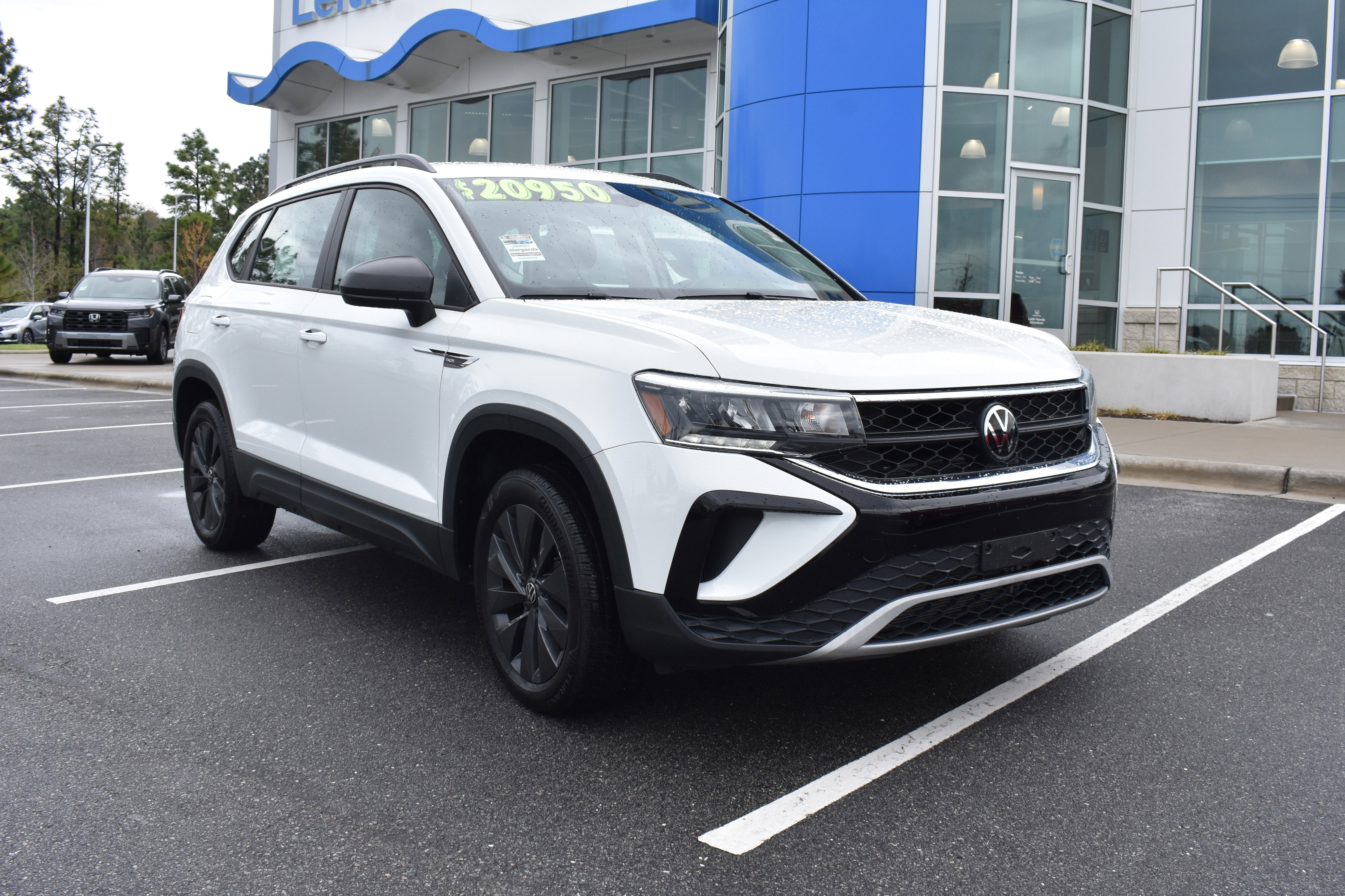 Used 2024 Volkswagen Taos S image 3