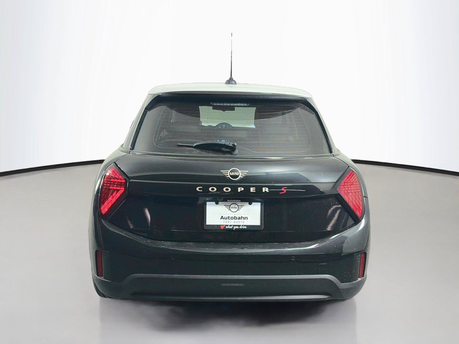 Used 2025 MINI Cooper S FWD image 6