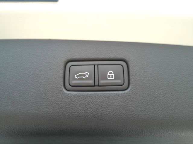 Used 2022 Genesis GV70 3.5T Sport w/ Sport Prestige Package image 33