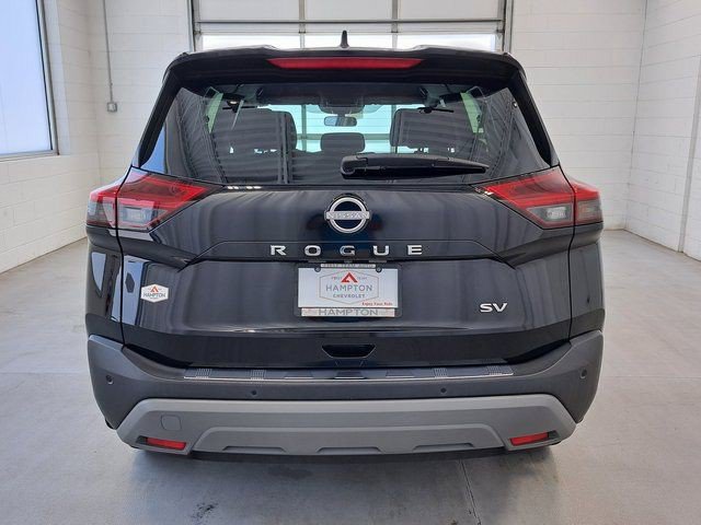 Used 2023 Nissan Rogue SV FWD image 6