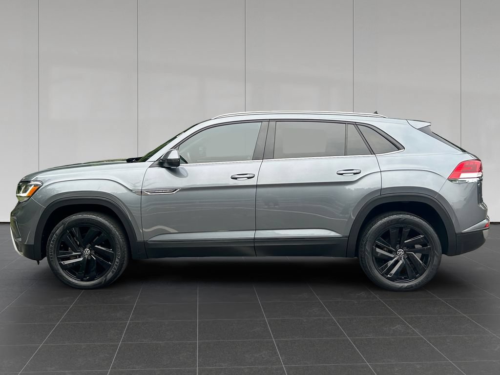 Used 2022 Volkswagen Atlas Cross Sport SE AWD/4WD image 2