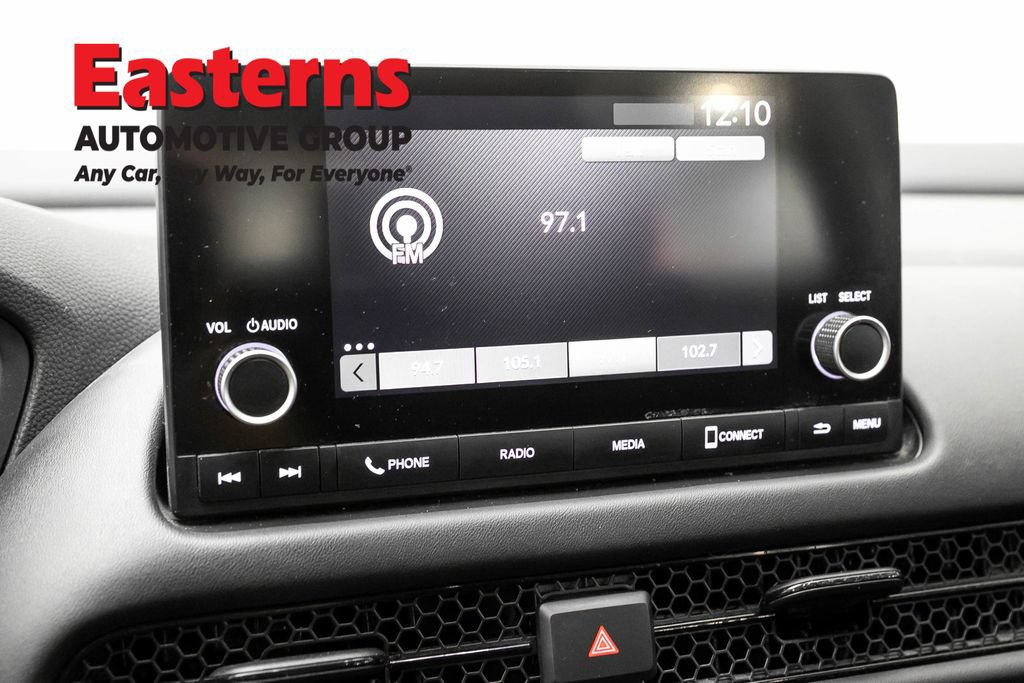 Used 2023 Honda HR-V LX image 17