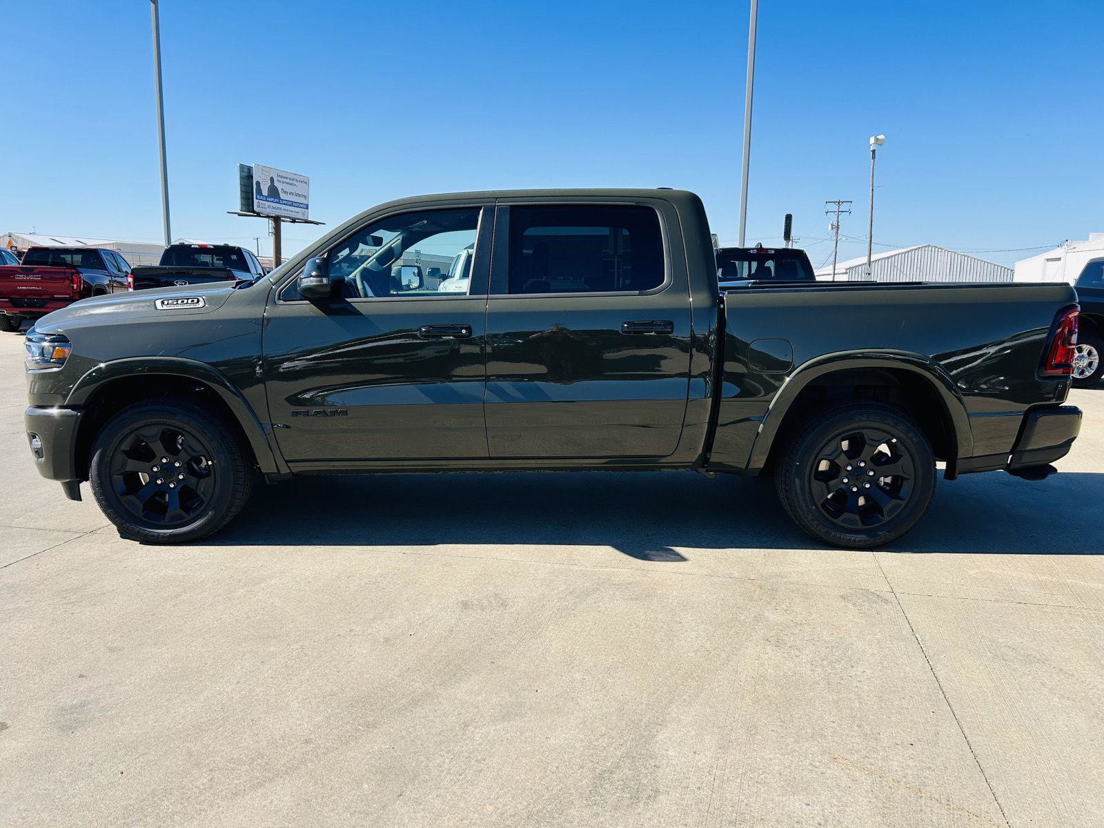 New 2027 RAM 1500 Big Horn AWD/4WD image 35