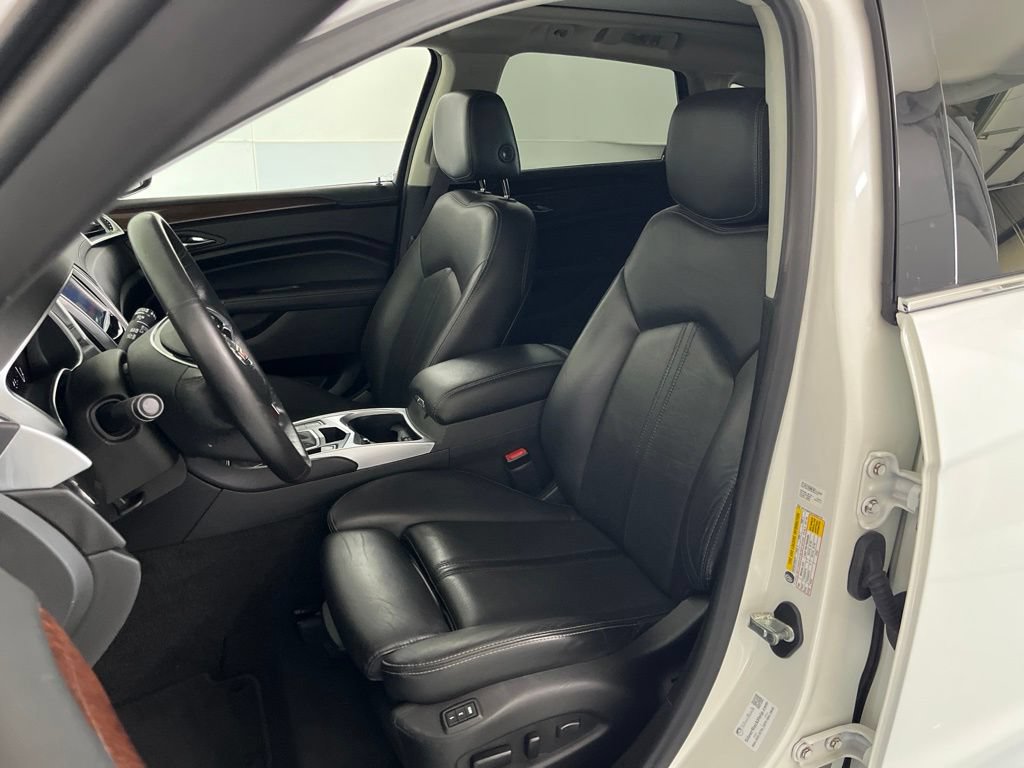 Used 2016 Cadillac SRX Luxury FWD image 19