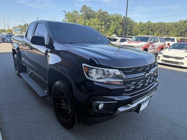 Used 2021 Chevrolet Colorado Z71 w/ Z71 Midnight Edition AWD/4WD image 9